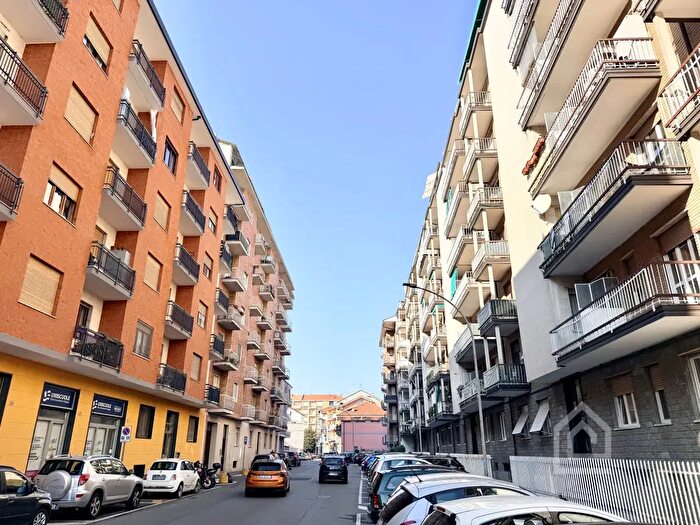 Appartamento trilocale in vendita in Via Momo, Chivasso