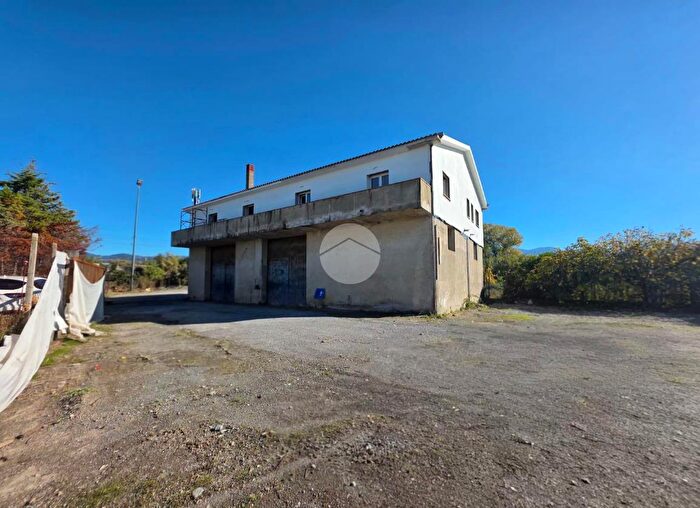 Appartamento in vendita in Via Ugo Foscolo, Scalea