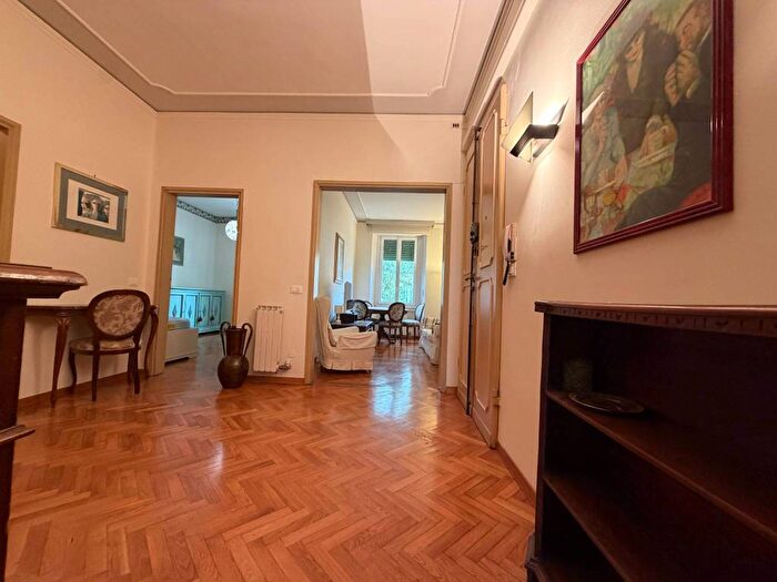 Appartamento con 5 locali in affitto in Via Marcello Malpighi, Leopoldo Vittorio Emanuele Statuto, Firenze