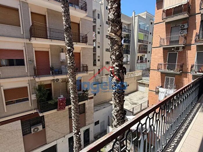 Appartamento quadrilocale in vendita in Via Postumia, Trani