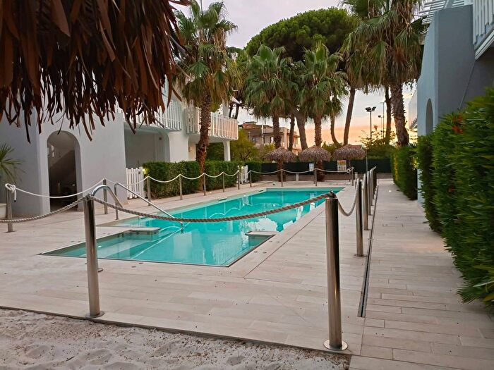 Appartamento trilocale in affitto in Via Tilburg, Lido Est, Jesolo