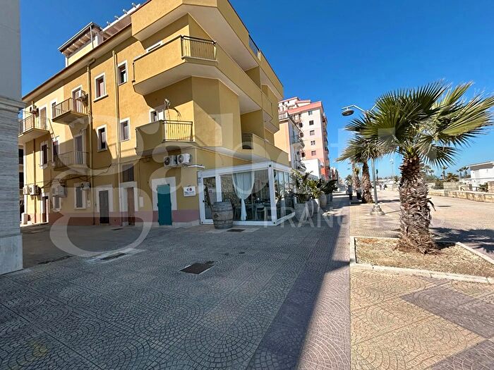 Appartamento trilocale in vendita in Via Balzano, Margherita Di Savoia