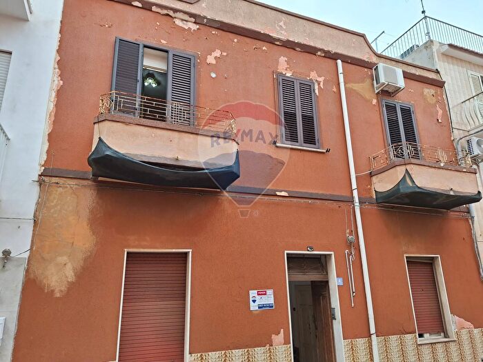 Appartamento con 6 locali in vendita in Pachino