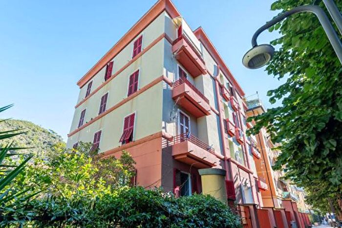 Appartamento con 6 locali in vendita in Corso Roma, Levanto