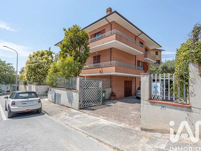 Appartamento quadrilocale in vendita in Via Donatori del Sangue, Camerano