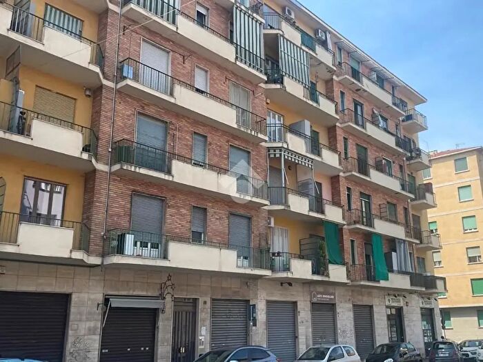 Appartamento bilocale in vendita in Via Monastir, Torino