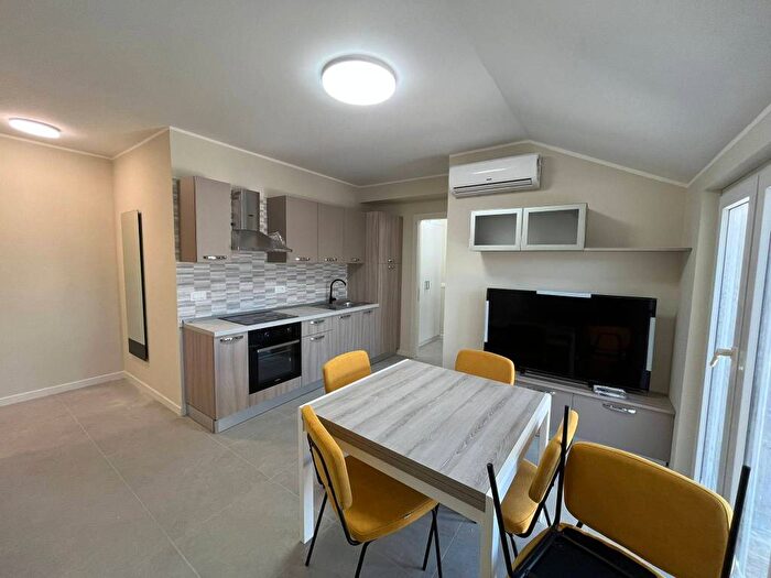 Casa bilocale in affitto in Viale Lucrezia della Valle, Santa Maria, Catanzaro