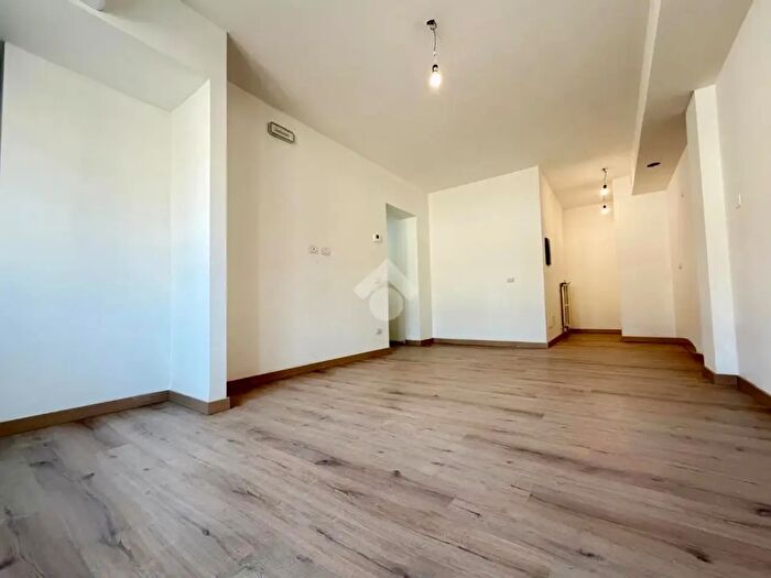 Appartamento trilocale in vendita in Via Solferino, Castelleone
