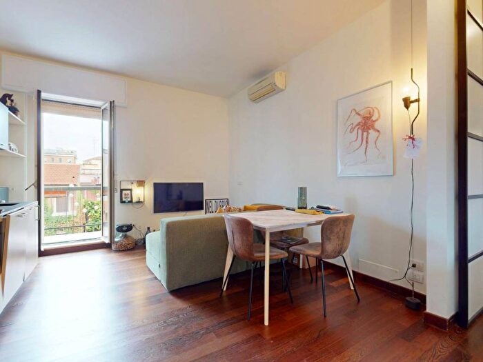 Appartamento bilocale in vendita in Via Termopili, Pasteur, Milano