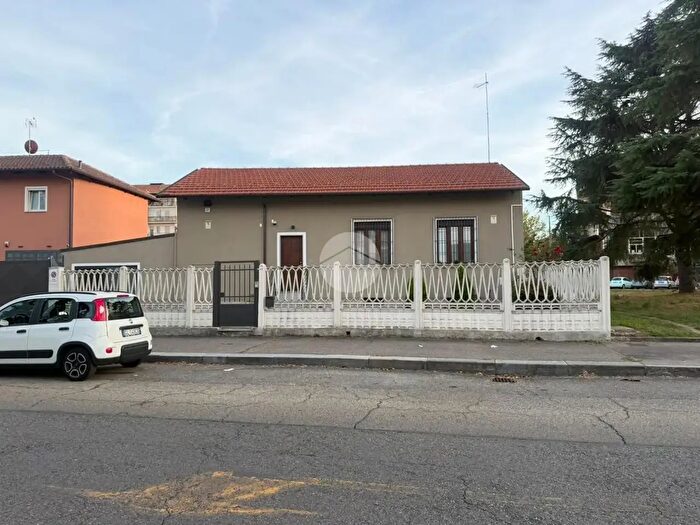 Casa quadrilocale in vendita in Via Paolo Veronese, Torino