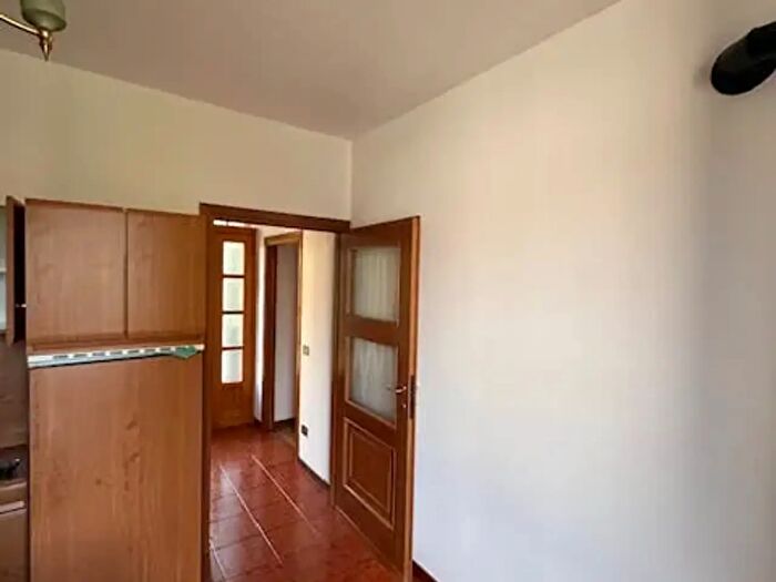 Appartamento bilocale in affitto in Via XXV Aprile, Esino Lario