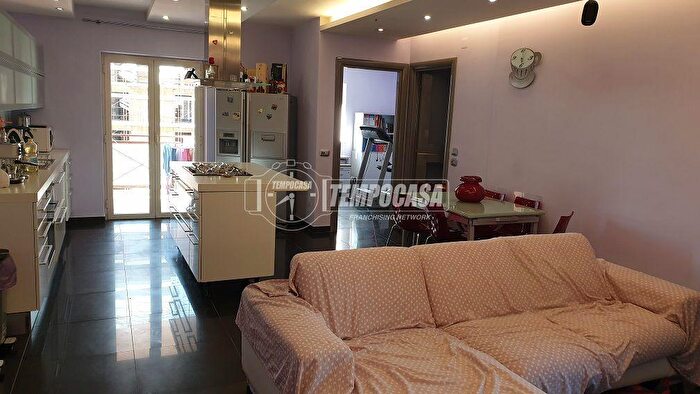 Appartamento quadrilocale in vendita in Via Grazia Deledda, Acerra