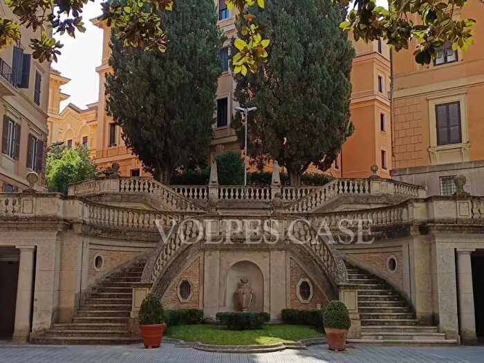 Appartamento quadrilocale in affitto in Via Bruno Buozzi, Roma