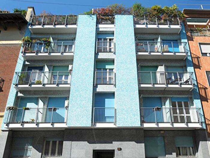 Appartamento trilocale in affitto in Via Francesco Borromini, Corso San Gottardo, Milano