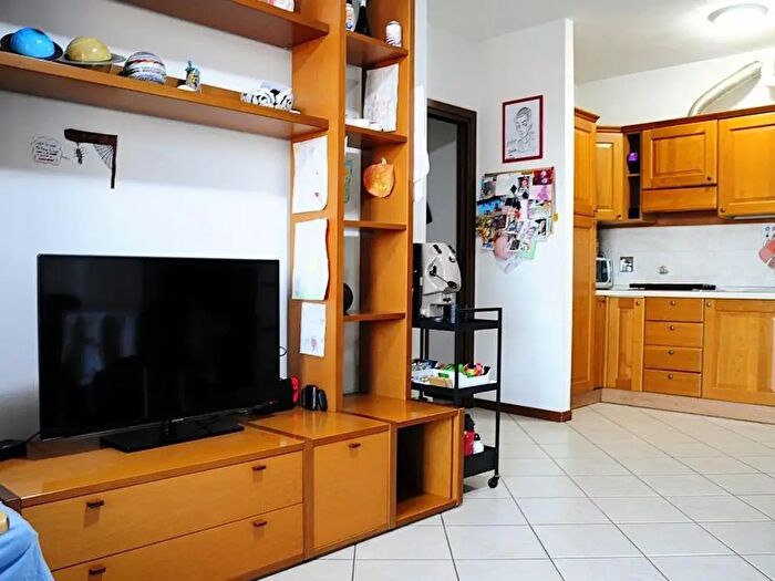 Appartamento trilocale in vendita in Colle Di Val DElsa