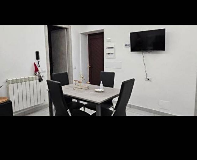 Appartamento trilocale in affitto in Via Torretta, Canzo