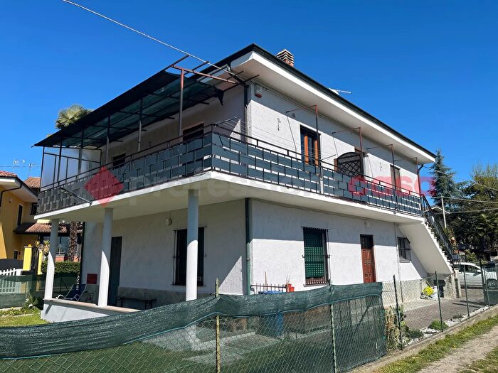 Casa con 8 locali in vendita in Via Colombini, San Secondo Di Pinerolo