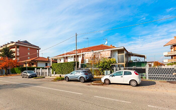 Casa quadrilocale in vendita in Via Alessandria, San Mauro Torinese