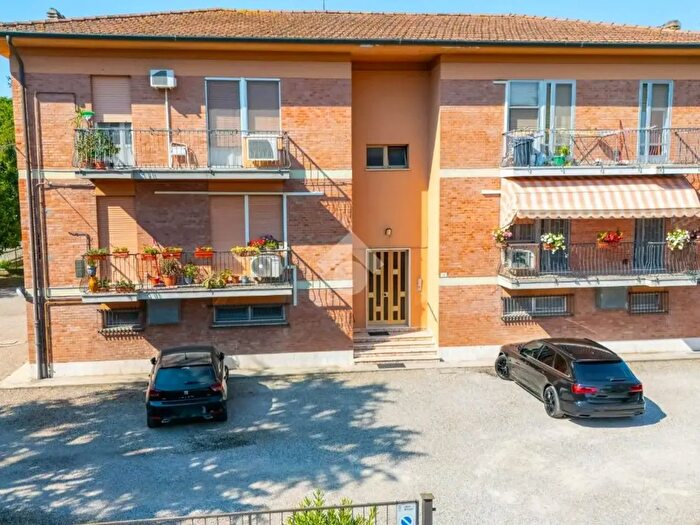 Appartamento trilocale in vendita in Vicolo Stradone, Minerbio