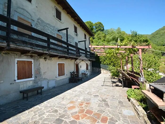Appartamento bilocale in vendita in Via Collepedrino, Palazzago