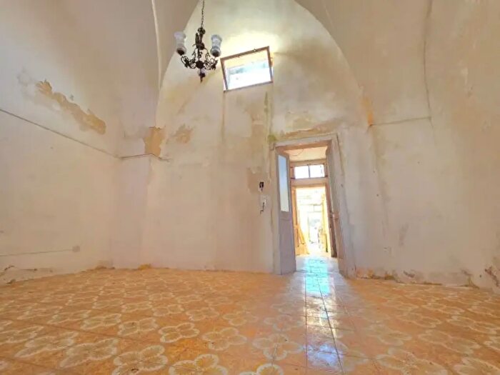 Appartamento quadrilocale in vendita in Via Regina Elena, Santa Cesarea Terme