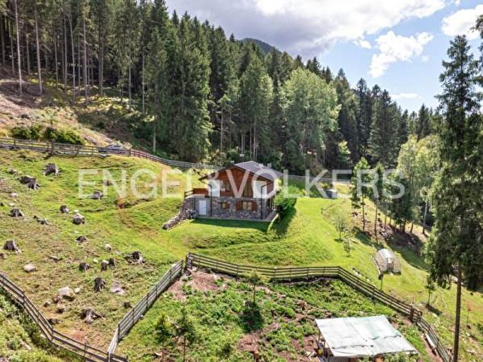 Casa quadrilocale in vendita in Via Stramaiolo, Bedollo