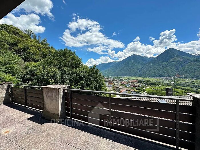 Appartamento trilocale in vendita in Via Latteria, Berbenno Di Valtellina