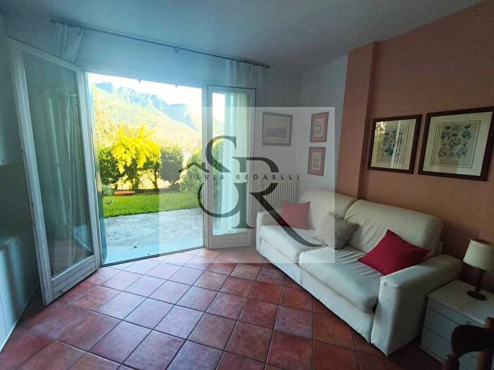 Appartamento monolocale in affitto in Valmadrera