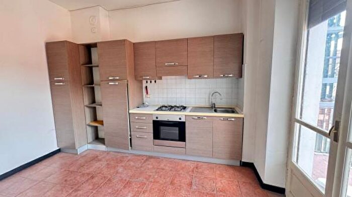 Appartamento trilocale in vendita in Via Monte Rainero, Asti