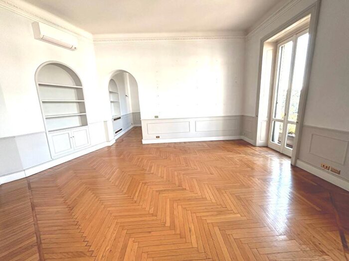 Appartamento con 5 locali in affitto in Piazzale Giulio Cesare, City Life, Milano