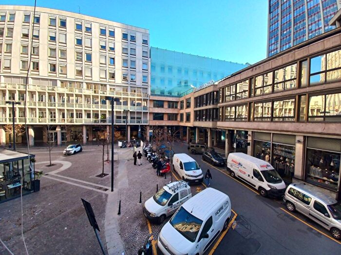 Appartamento bilocale in affitto in Galleria Giuseppe Mazzini, Centro Città, Genova