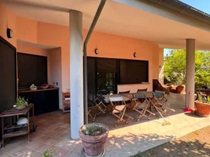 Casa con 6 locali in vendita in Via delle Sterlizie, Nettuno