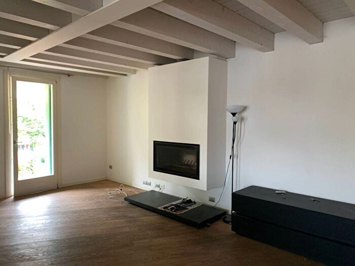 Casa trilocale in affitto in Borgo Berga, Vicenza