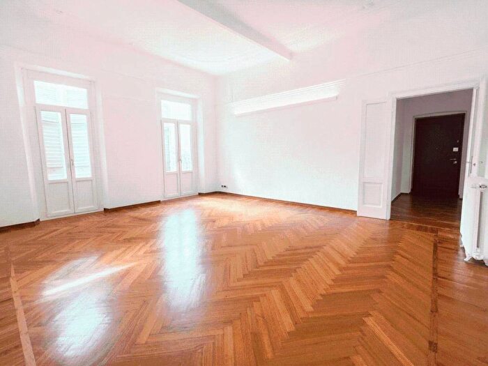 Appartamento quadrilocale in affitto in Via Pietro Colletta, Porta Romana Medaglie dOro, Milano