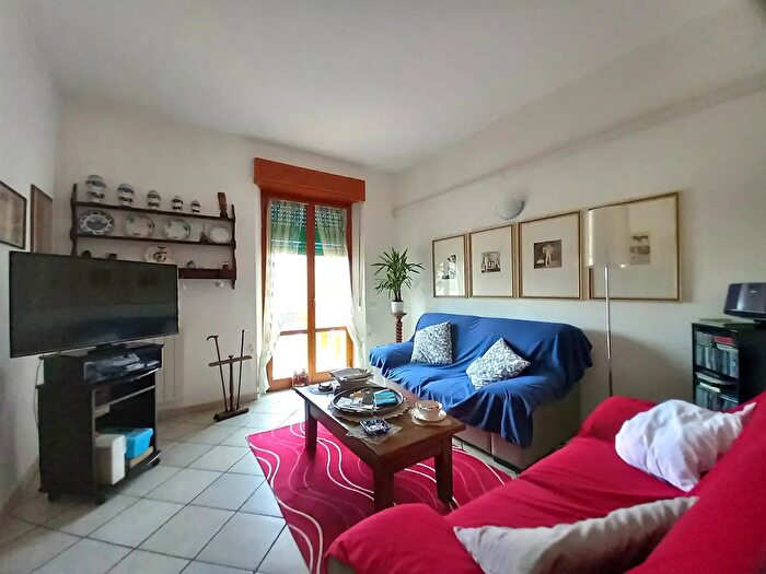 Appartamento con 6 locali in vendita in Cecina