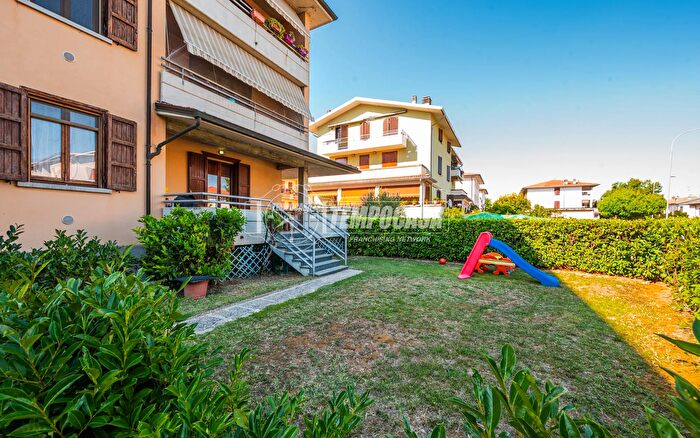 Appartamento quadrilocale in vendita in Via Giovanni Guareschi Felegara, Medesano