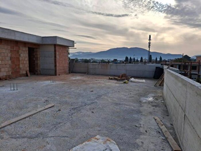 Appartamento trilocale in vendita in Via Cimitero, Saviano