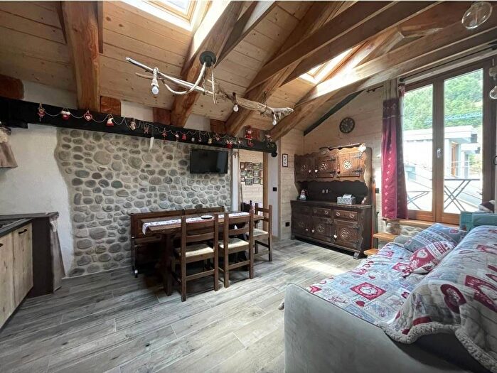 Appartamento bilocale in affitto in Via Nazionale, Pragelato Ruà, Pragelato