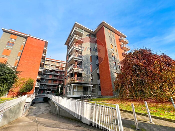 Appartamento bilocale in vendita in Viale Campania, Monza