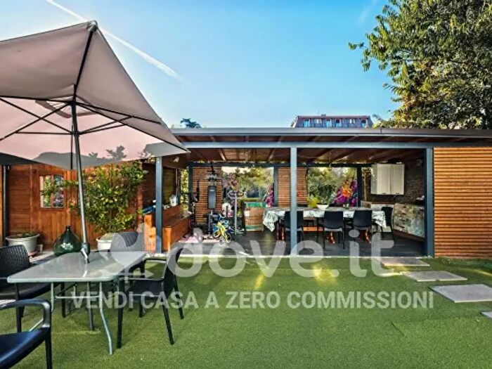 Casa con 5 locali in vendita in Viale Luigi Borri, Varese