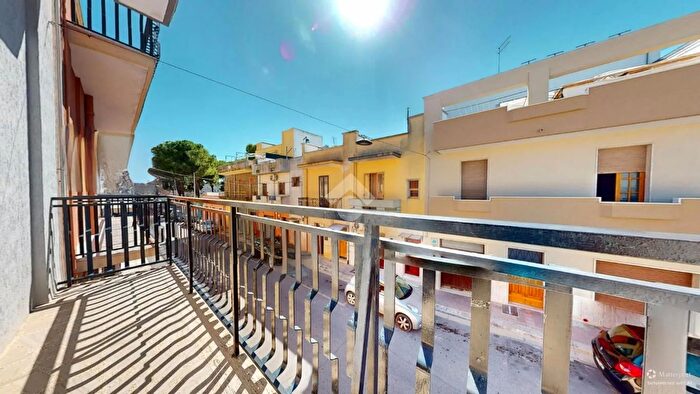 Casa trilocale in vendita in Via Cesare Battisti, Francavilla Fontana