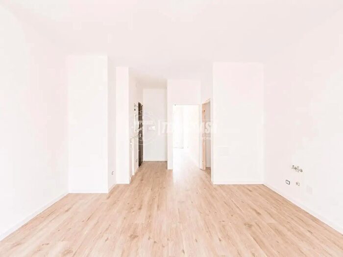 Appartamento con 5 locali in vendita in Via Lina Borgo, Asti