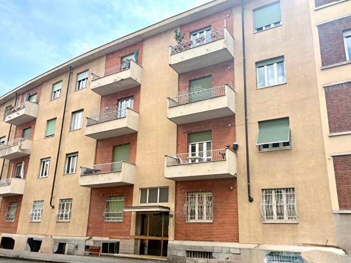 Appartamento trilocale in affitto in Via Tolmino, Santa Rita, Torino