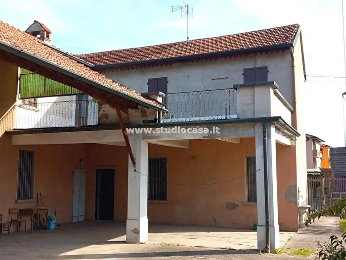 Casa con 6 locali in vendita in Via Marco Polo, Palazzo Pignano