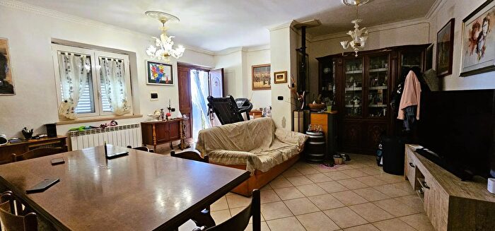 Appartamento quadrilocale in vendita in Cda San Rocco Lo Caprafico Snc, Teramo