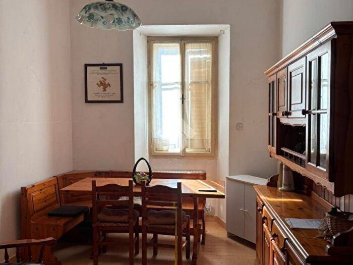 Appartamento quadrilocale in affitto in Via Scala della Torre, Centro Storico Santa Maria, Rovereto