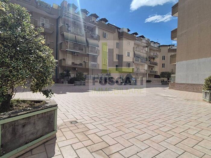 Appartamento quadrilocale in affitto in Via Cesare Pavese, Centro, Mugnano di Napoli