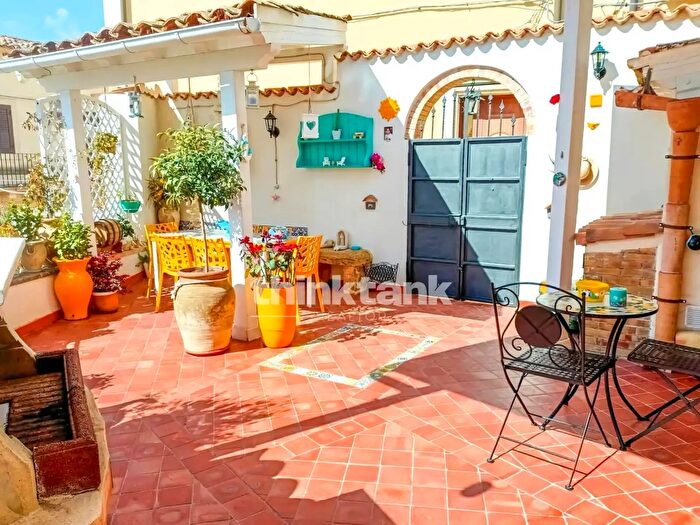 Casa con 5 locali in vendita in Centro, Noto