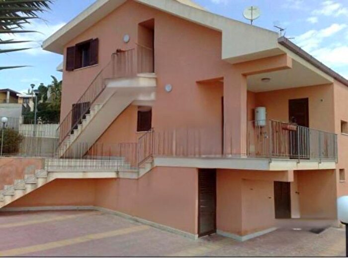 Casa con 6 locali in vendita in Via dei Cartaginesi, Sciacca