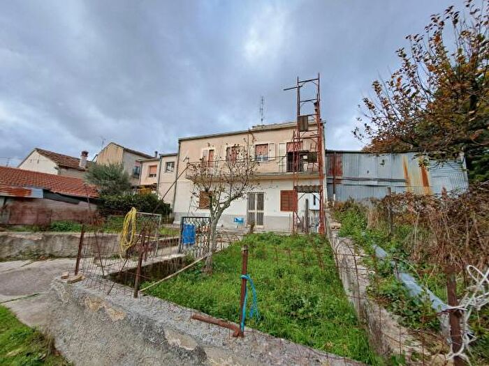 Casa con 6 locali in vendita in Santa Maria in Pantano, Macchiagodena